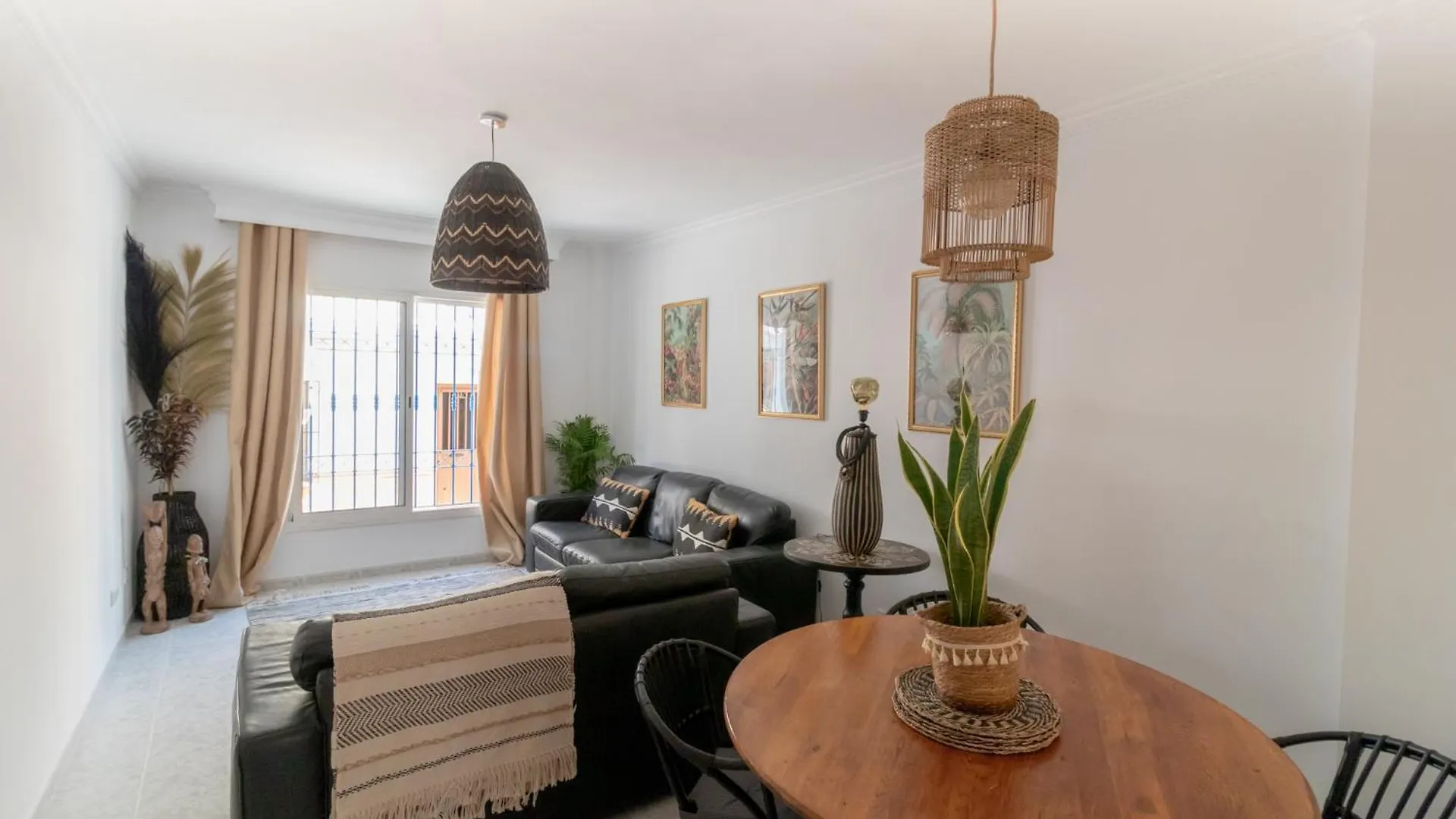 Las Flores Apartments Nerja 0*,