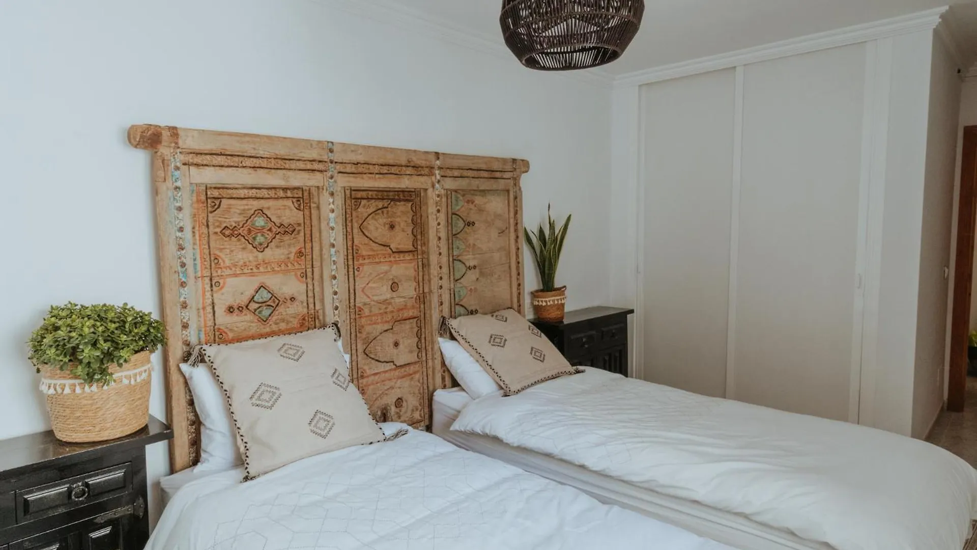 Las Flores Apartments Nerja 0*,