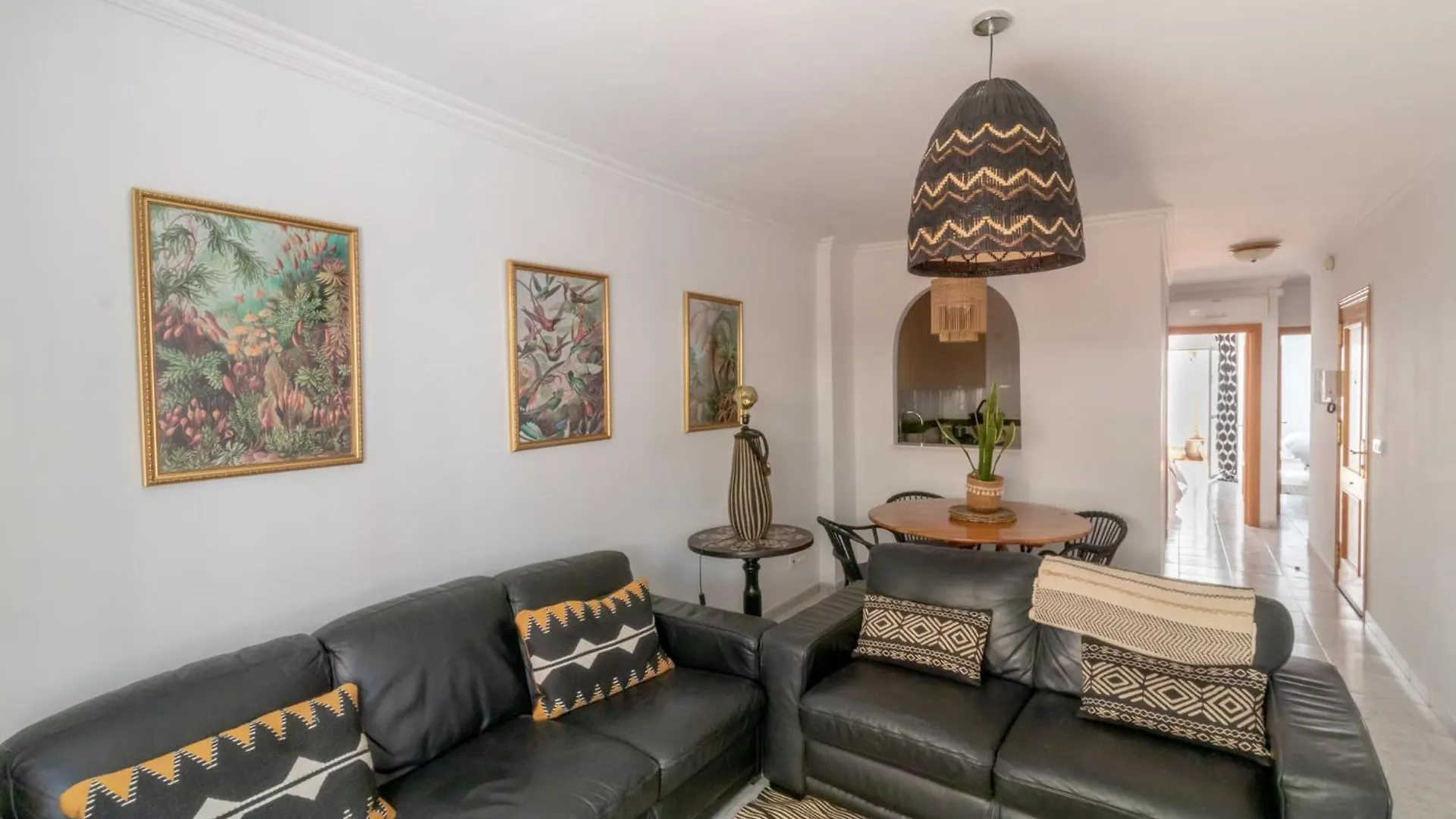 נרחה Las Flores Apartments