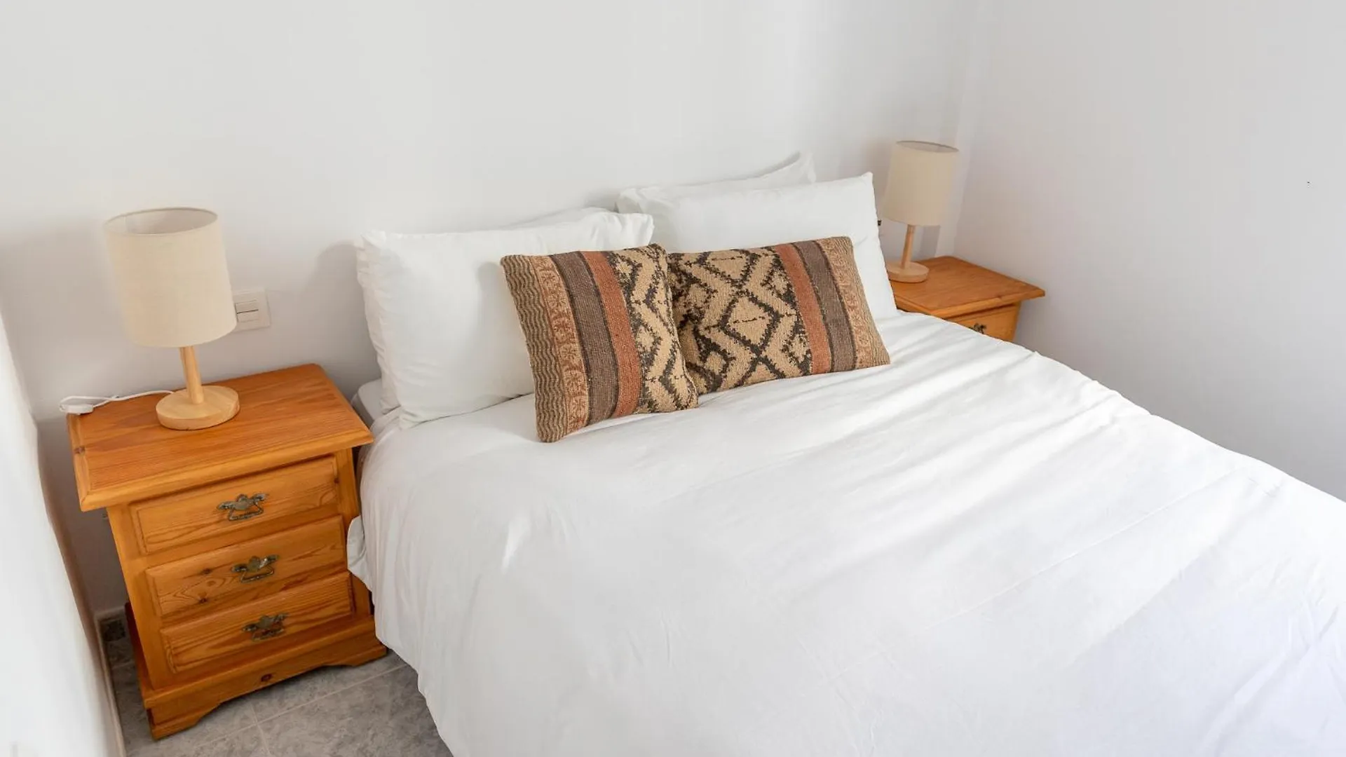 Las Flores Apartments Nerja 0*,  Spain