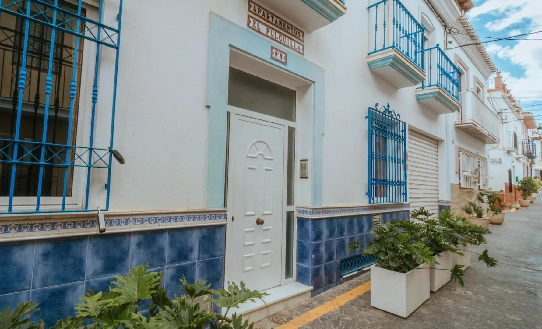 Las Flores Apartments Nerja